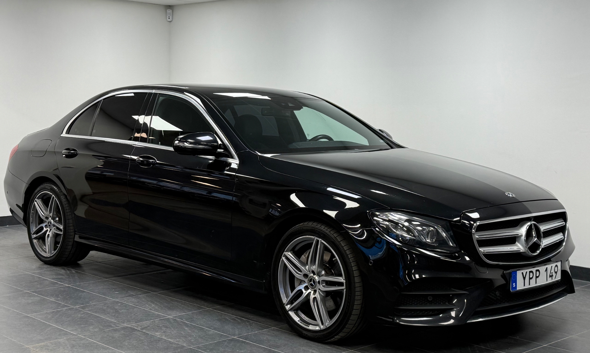 Mercedes-Benz E