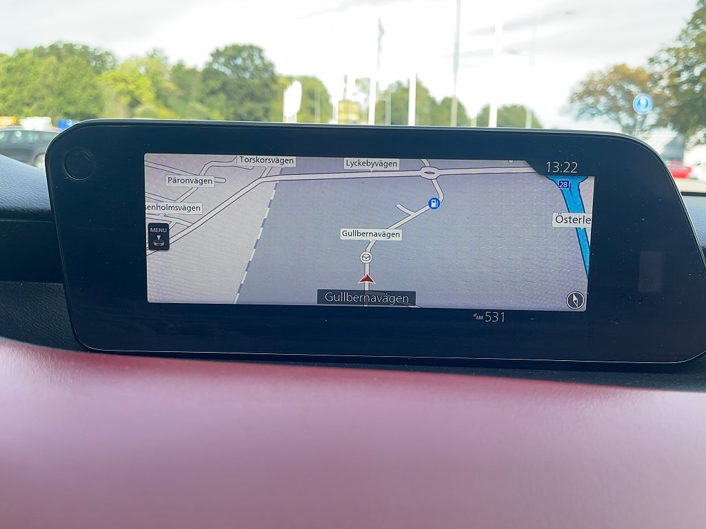 Mazda 3 Cosmo vinröd skinnklädsel 2.0 SKYACTIV-X AWD 180 hk
