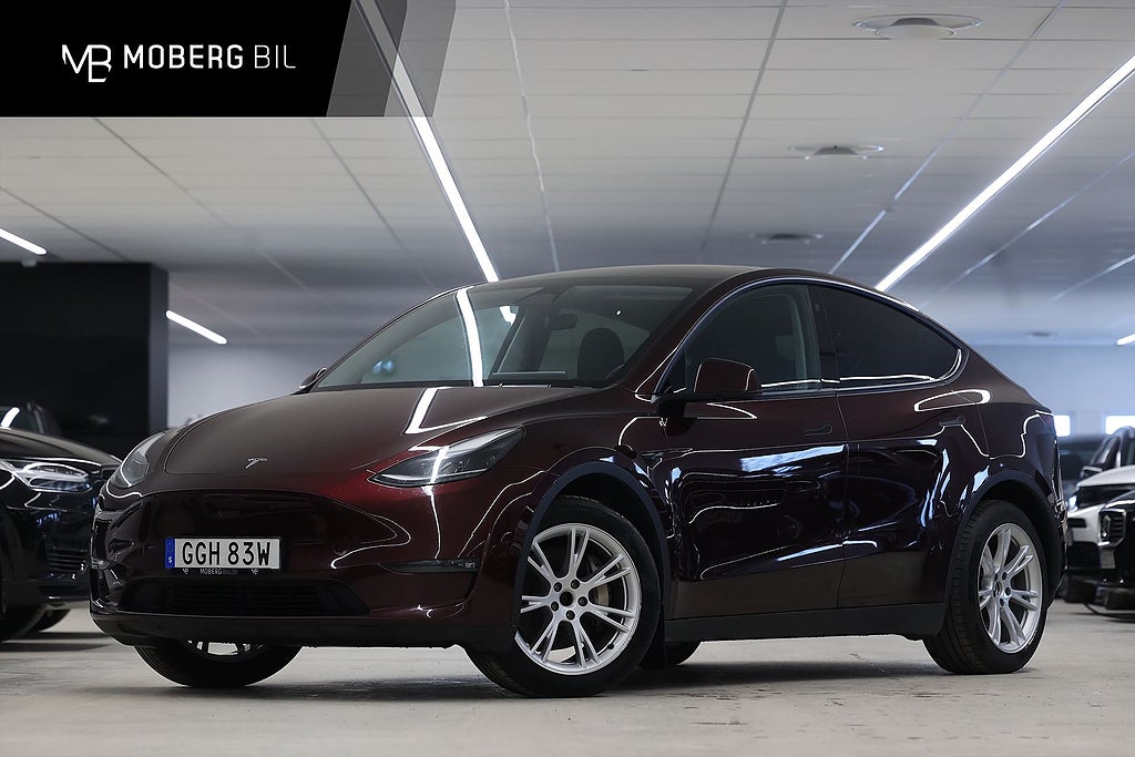 Tesla Model Y Long Range AWD 514hk Pano Drag Navi Läder