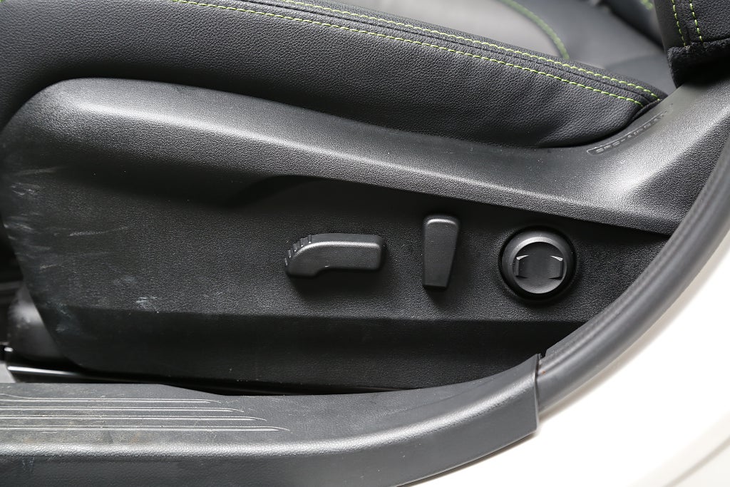 Subaru Outback 2,5i XFuel Field AWD Aut Bränslevärmare Drag 2024