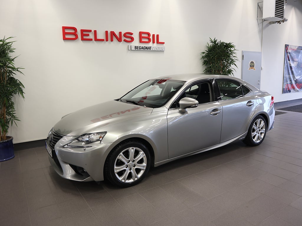 Lexus IS 300h 2.5 Hybrid Aut 223HK 360kr/skatt