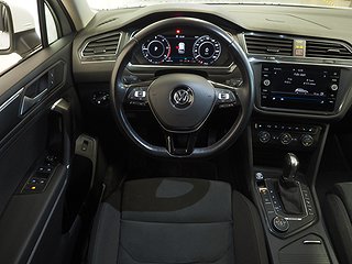SUV Volkswagen Tiguan 13 av 23