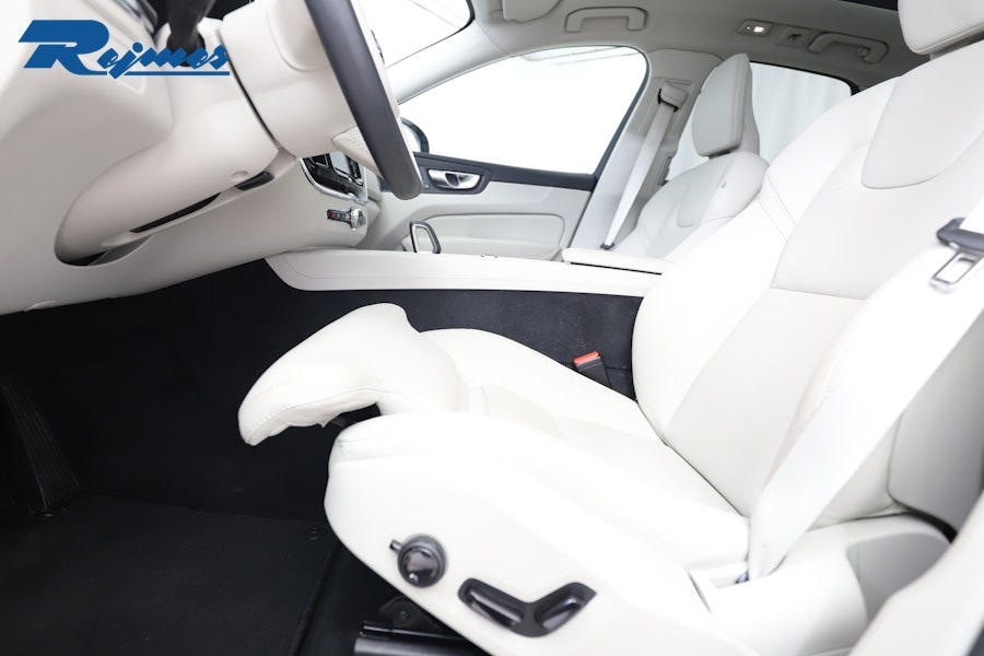 Volvo XC60 T6 Plus Dark Edition 2025, bild 6/43