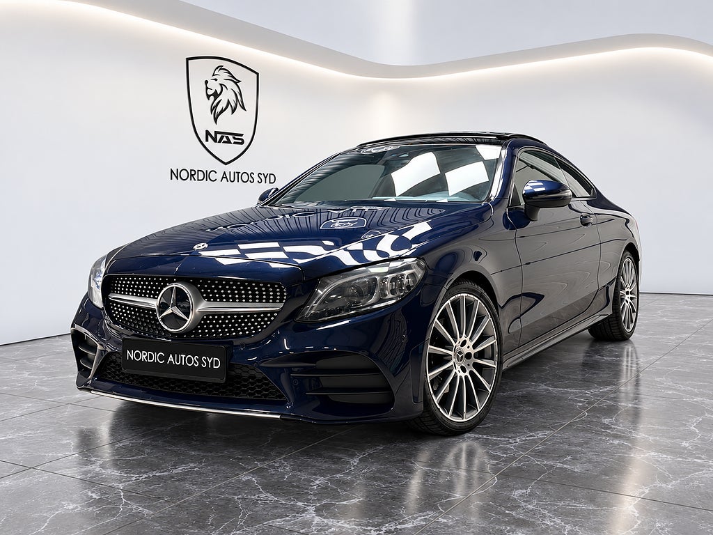 Mercedes-Benz C 220 d Coupé / AMG / Pano / Burmester / Navi