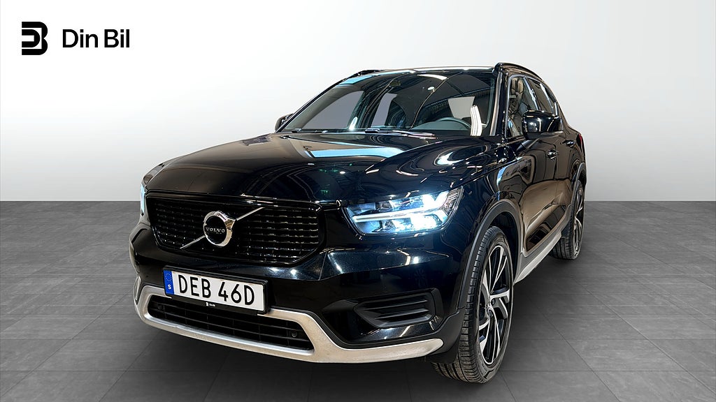 Volvo XC40 T2 R-Design/Navigation/Läder/P-värmare