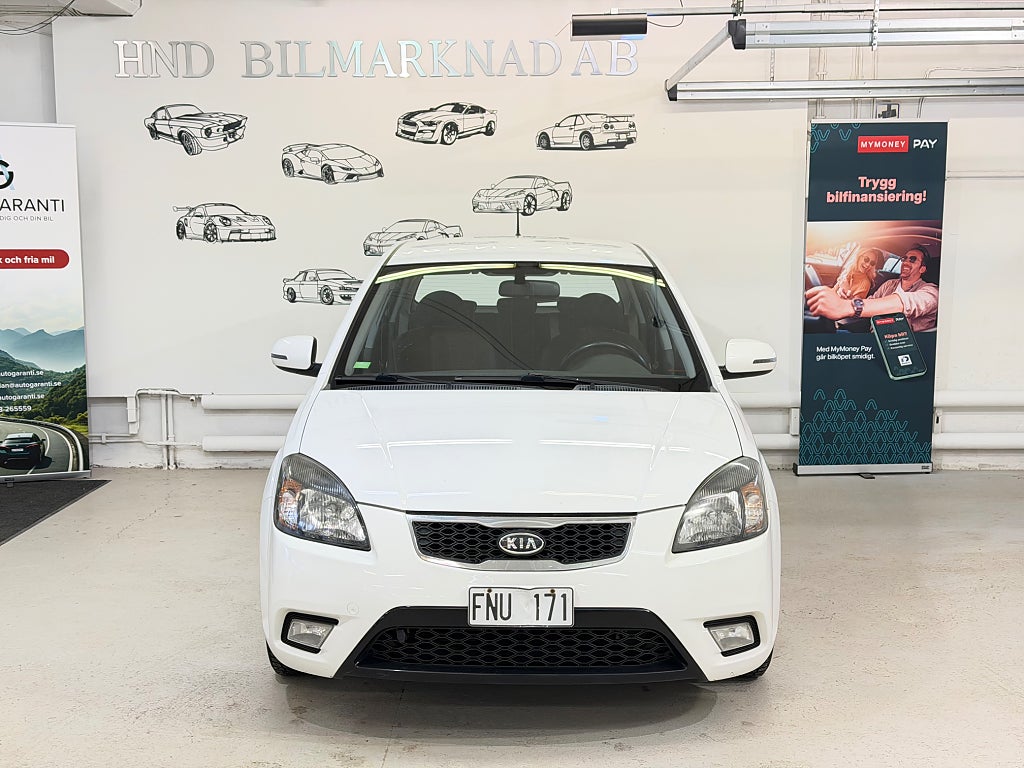 Kia Rio 1.4 Ny Servad Automat Välvårdad 97HK
