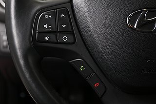 Halvkombi Hyundai i10 11 av 22