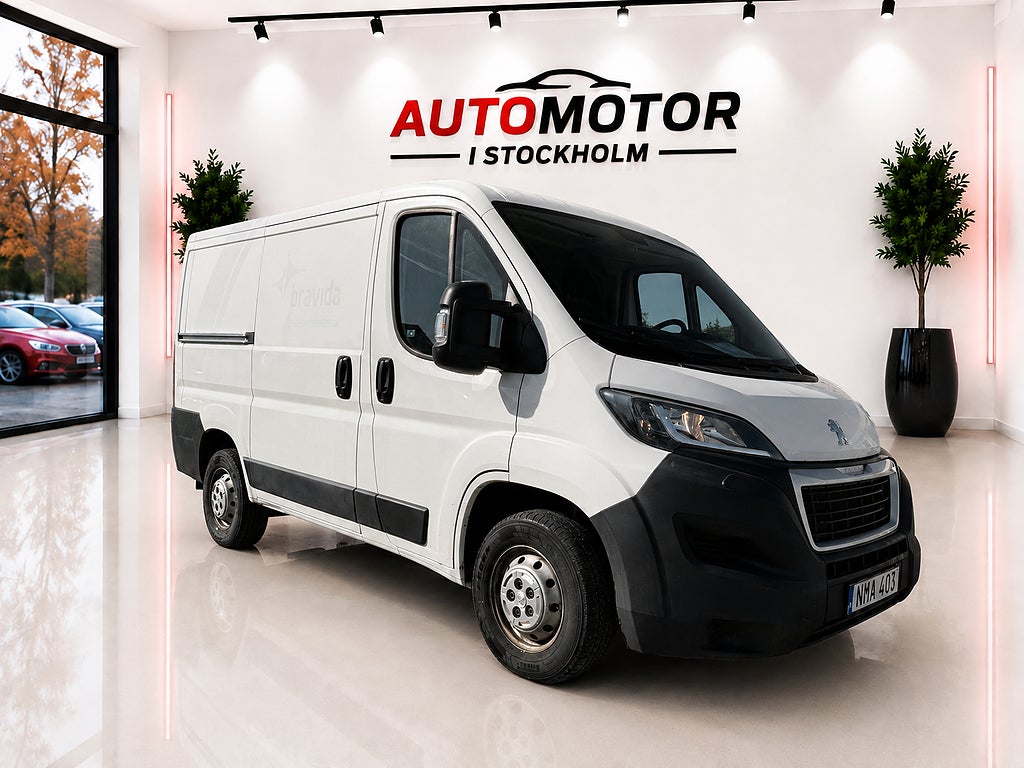 Peugeot Boxer Van 330 2.0 BlueHDi Leasingsbar 3 sits DragkrokEuro 6