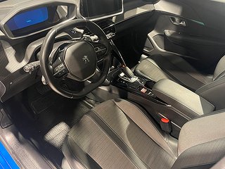Halvkombi Peugeot 208 12 av 22