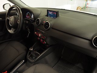 Halvkombi Audi A1 9 av 20