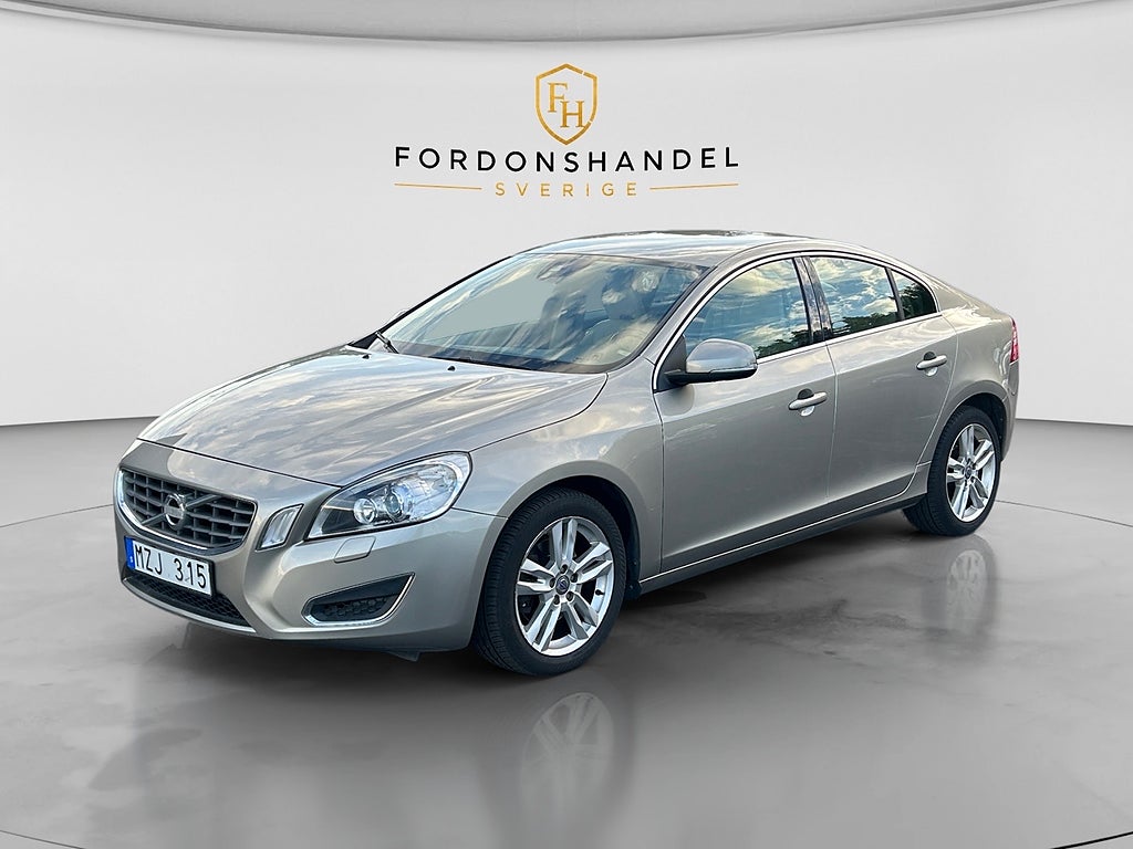 Volvo S60 T5 Powershift 240hk Summum 1 ägare Fullservad Skinn Els