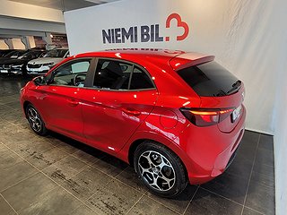MG 3 Hybrid+ Luxury Aut 360/7års garanti/ACC/Rattvärme