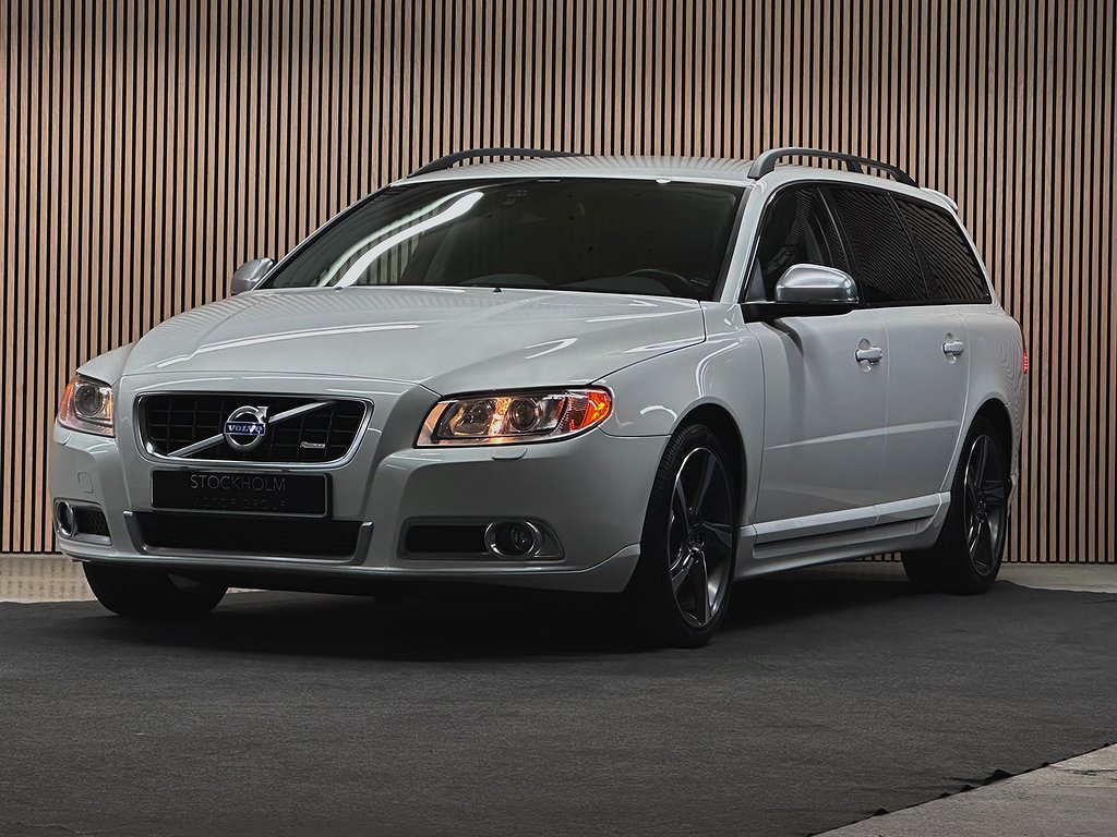 Volvo V70 D/ R-DESIGN/ 1-ÄGARE/ LÄDER/VÄRMARE/DRAG/TOPPSKICK