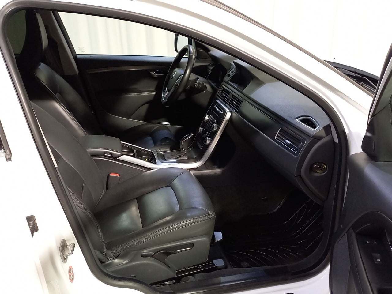Volvo XC70 D4 AWD CLASSIC SUMMUM 2016, bild 3/10