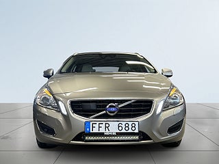 Volvo V60 D3 Summum M-Värmare/Skinn/P-Värmare/LED-Ramp/P-Sensorer – bild 2