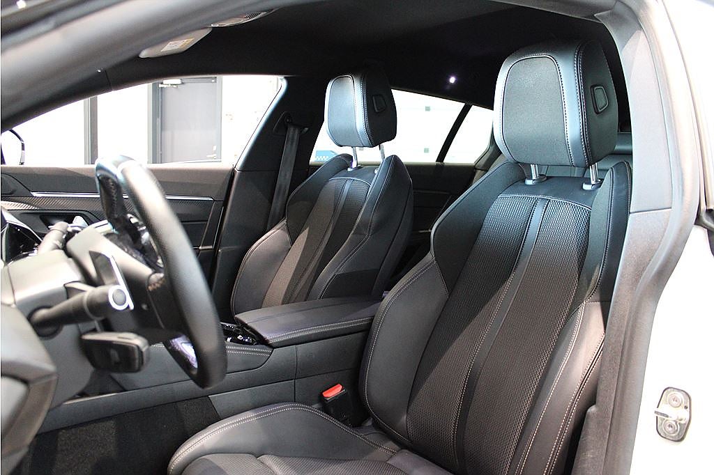 Bild på Peugeot 508 SW GT-Line Hybrid 224hk Aut - CARPLAY, NAVI