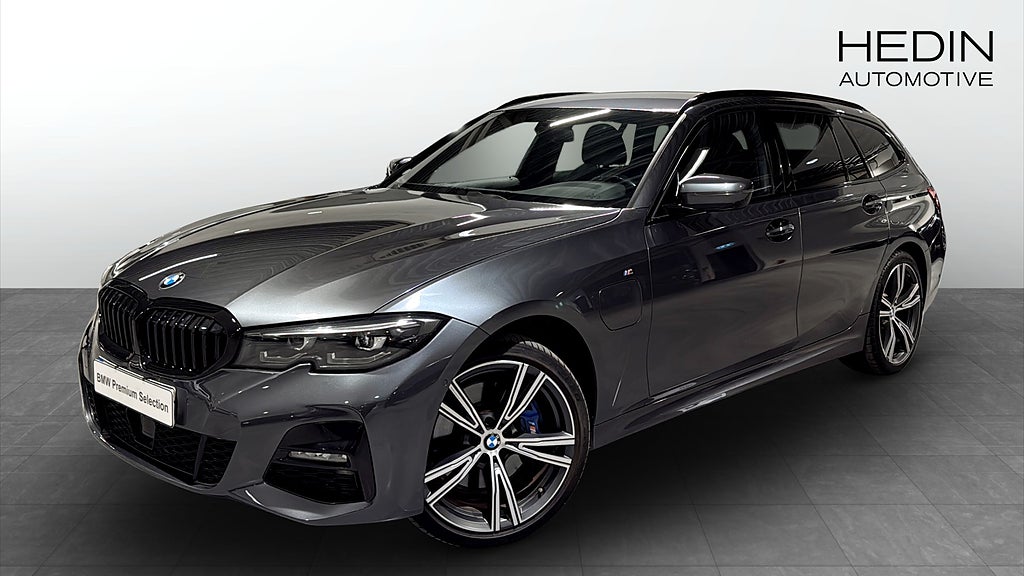 BMW 330e xDrive Touring M Sport Drag HiFi