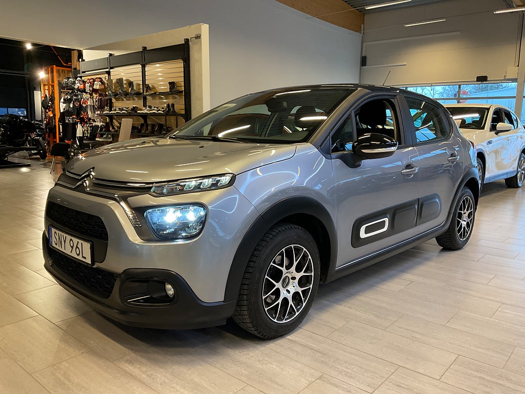 Citroën C3 1.2 PureTech 110 EAT S&V-hjul Moms