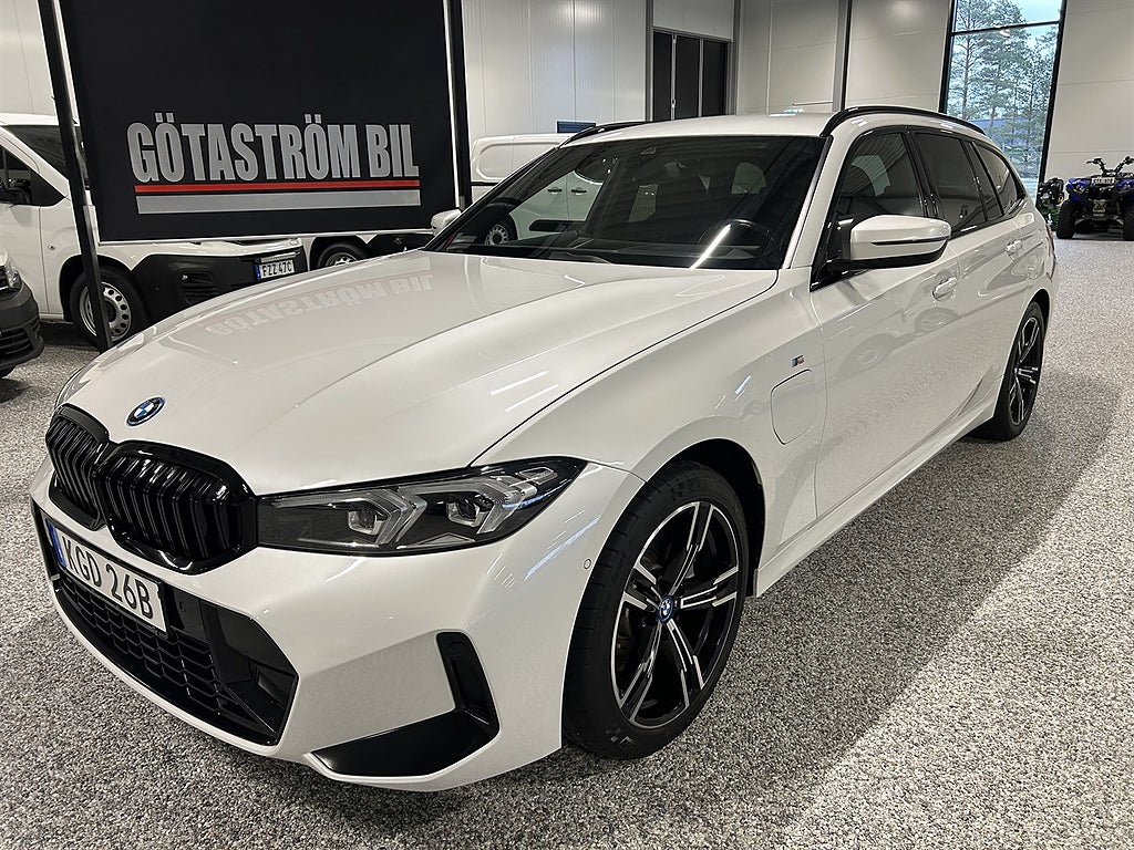 BMW 330e e xDrive Touring 292hk M Sport /Harman,B-kamera