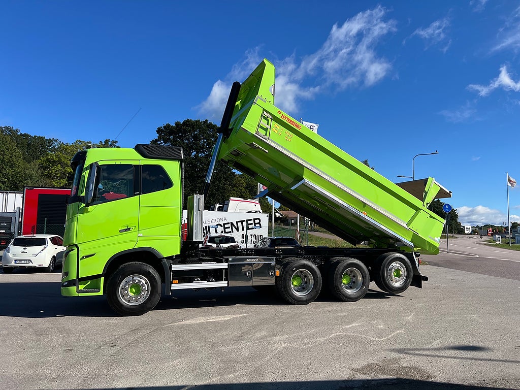 Volvo FH16 550 8x4*4 Tridem Tippbil I-See, Fullutrustad