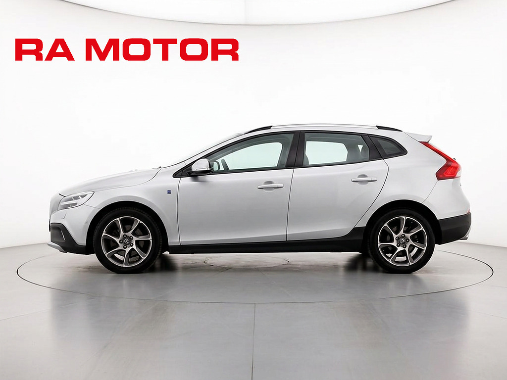 Volvo V40 Cross Country Ocean Race |Drag | Läder | D2 | Kamrem bytt 2015