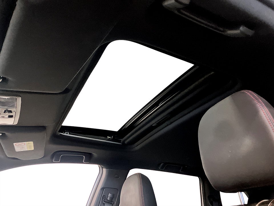 Bild på Mitsubishi Outlander S-Edition PHEV 203hk Aut 4WD TAKLUCKA B-KAMERA DRAG