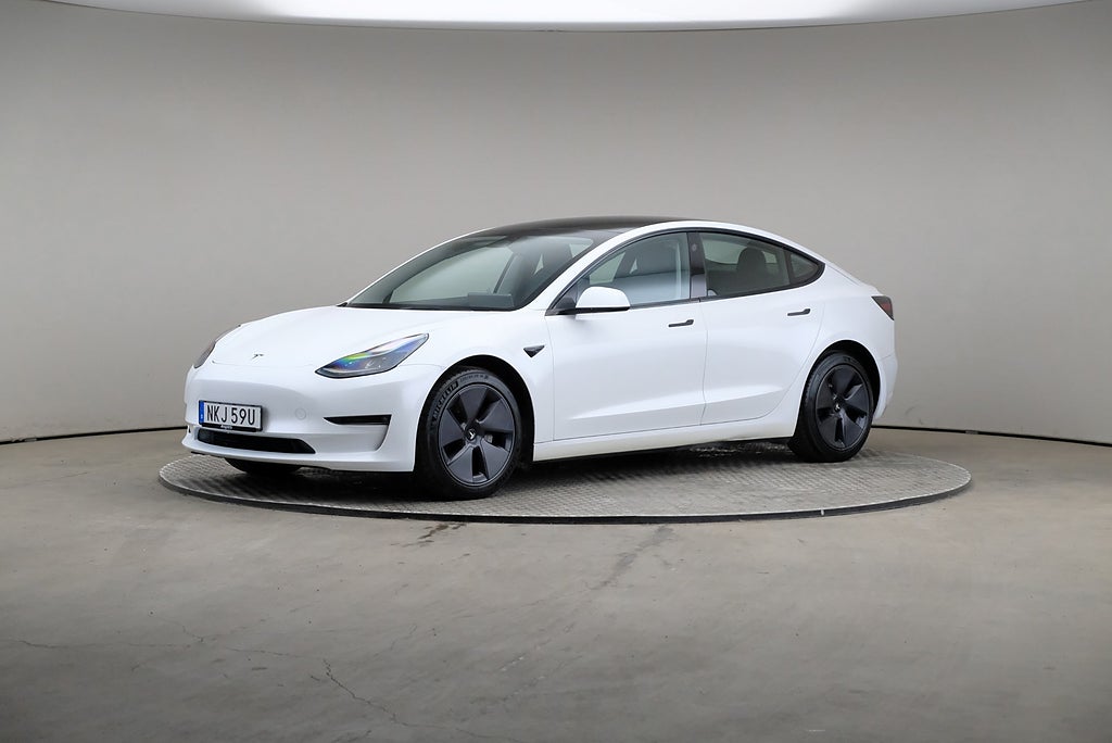 Tesla Model 3 Long Range AWD 498hk Läder Pano