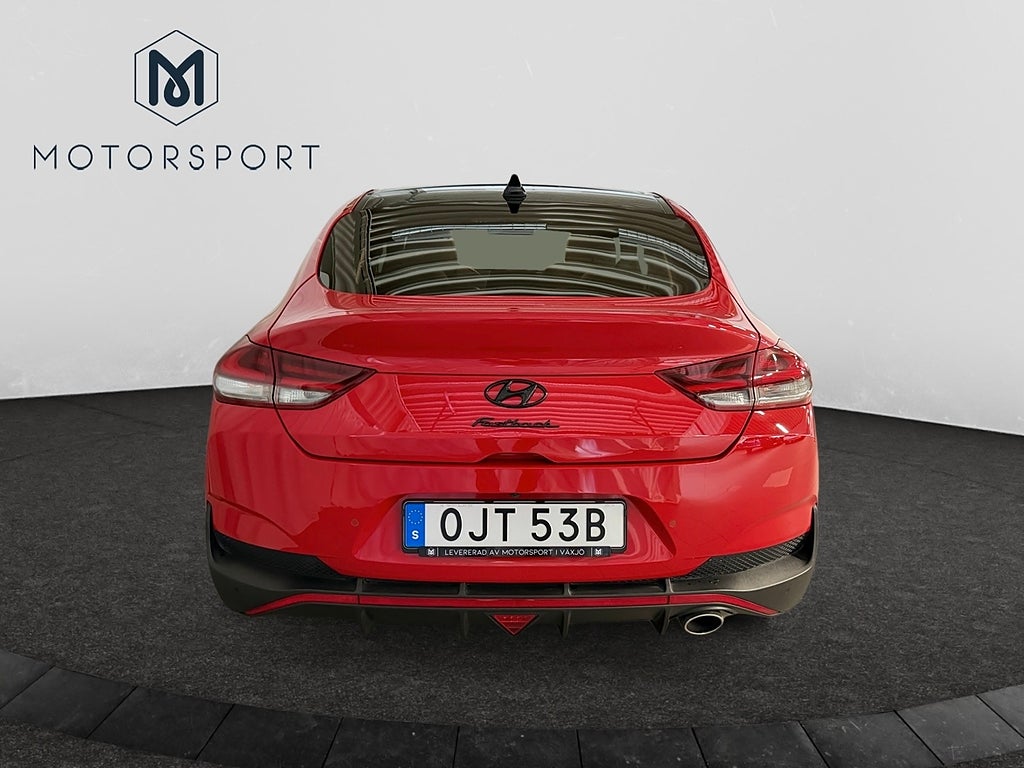 Hyundai i30 Fastback 1.4 T-GDi Aut N-Line Farthållare Rattvärme bild 5