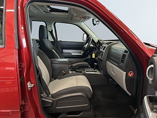 Dodge Nitro 3.7 V6 AWD S&V-hjul/Psens/Navi/Sätesvärm/Bluetooth