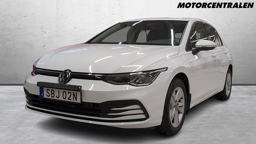 Volkswagen Golf 1.0 ETSI 110HK/Backkamera/Motorvärmare