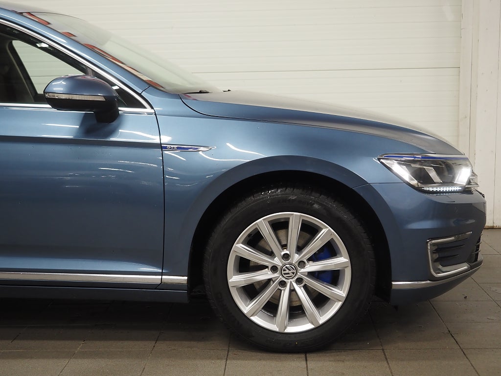 Volkswagen Passat SC GTE 1.4 TSI Plug-in Dragkrok Kamera 2017