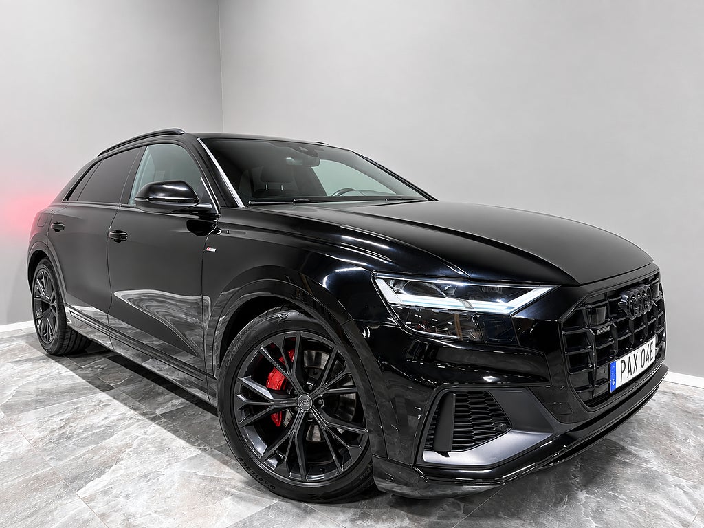 Audi Q8 45 TDI S line/GPS/Cockpit/Drag/Värmare/Kamera/Luft