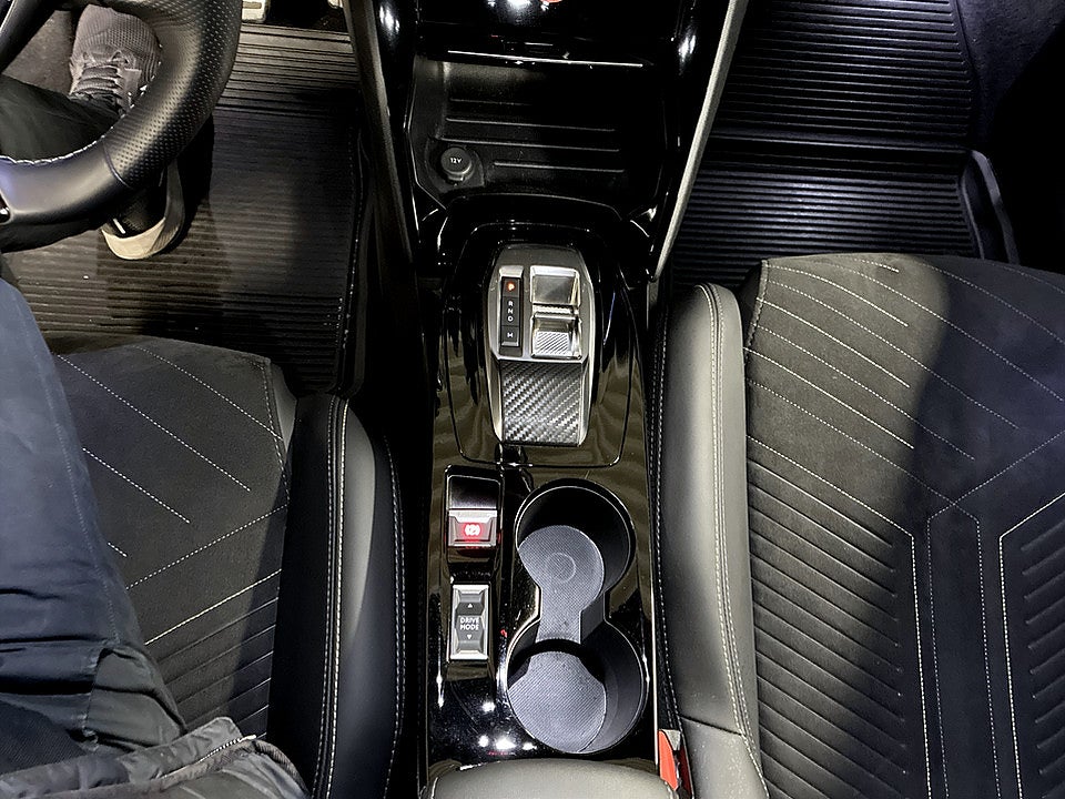 Bild på Peugeot 2008 GT 1.2 PT 130hk Aut B-KAMERA CARPLAY