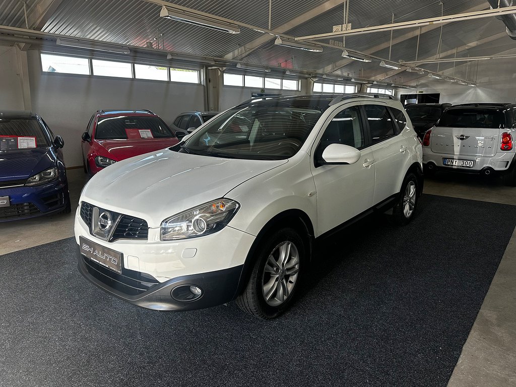 Nissan Qashqai+2 2.0|7sits|Ny besiktad|Panorama|B-kamera|Navi