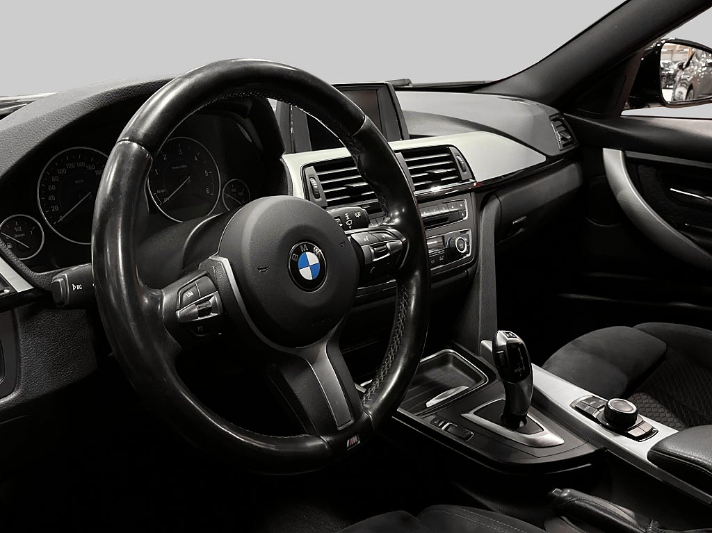 BMW 320d Touring xDrive 184hk Steptronic M Sport "Drag"  – bild 23