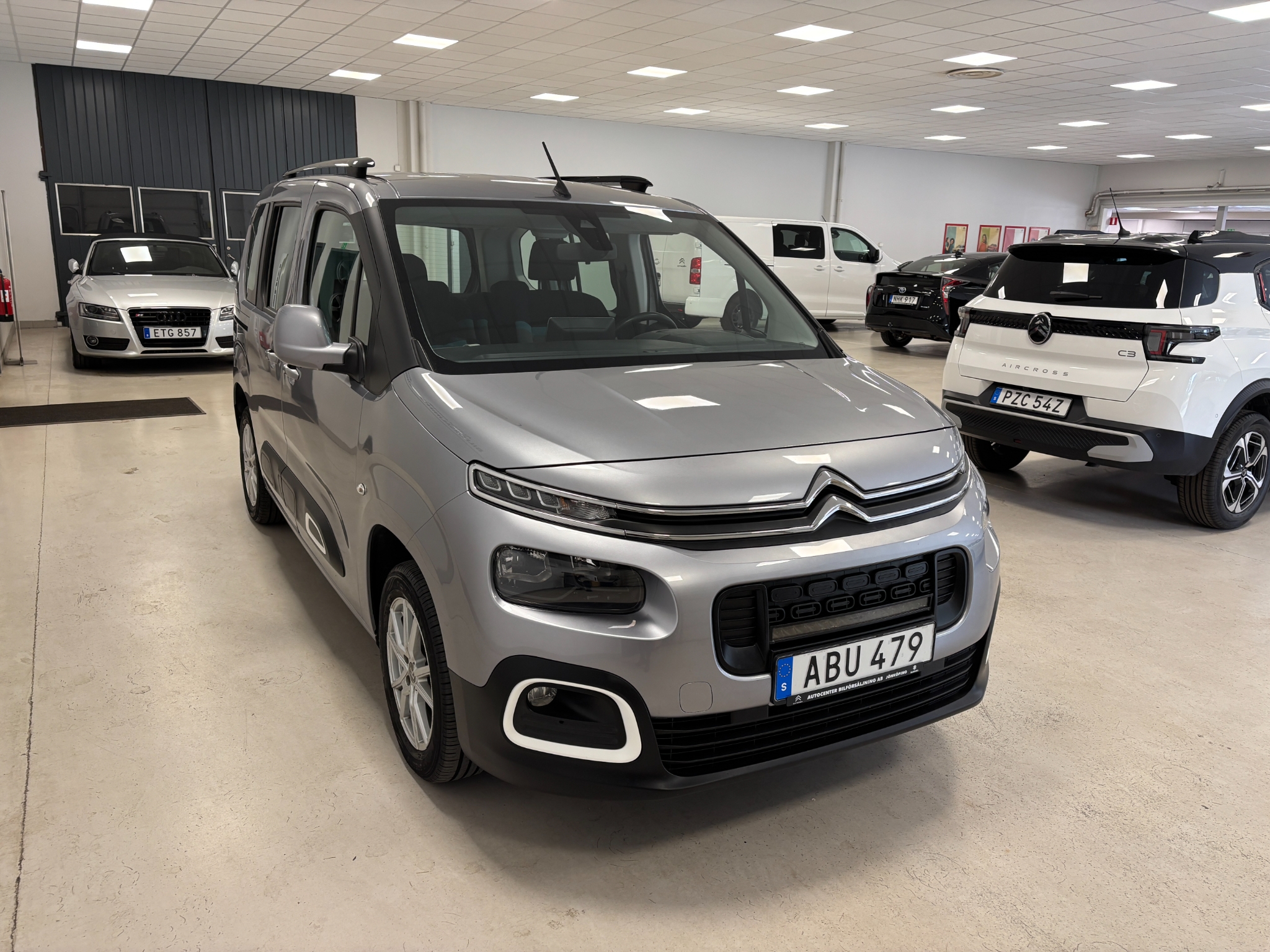 Citroen Berlingo 2019, bild 3/10