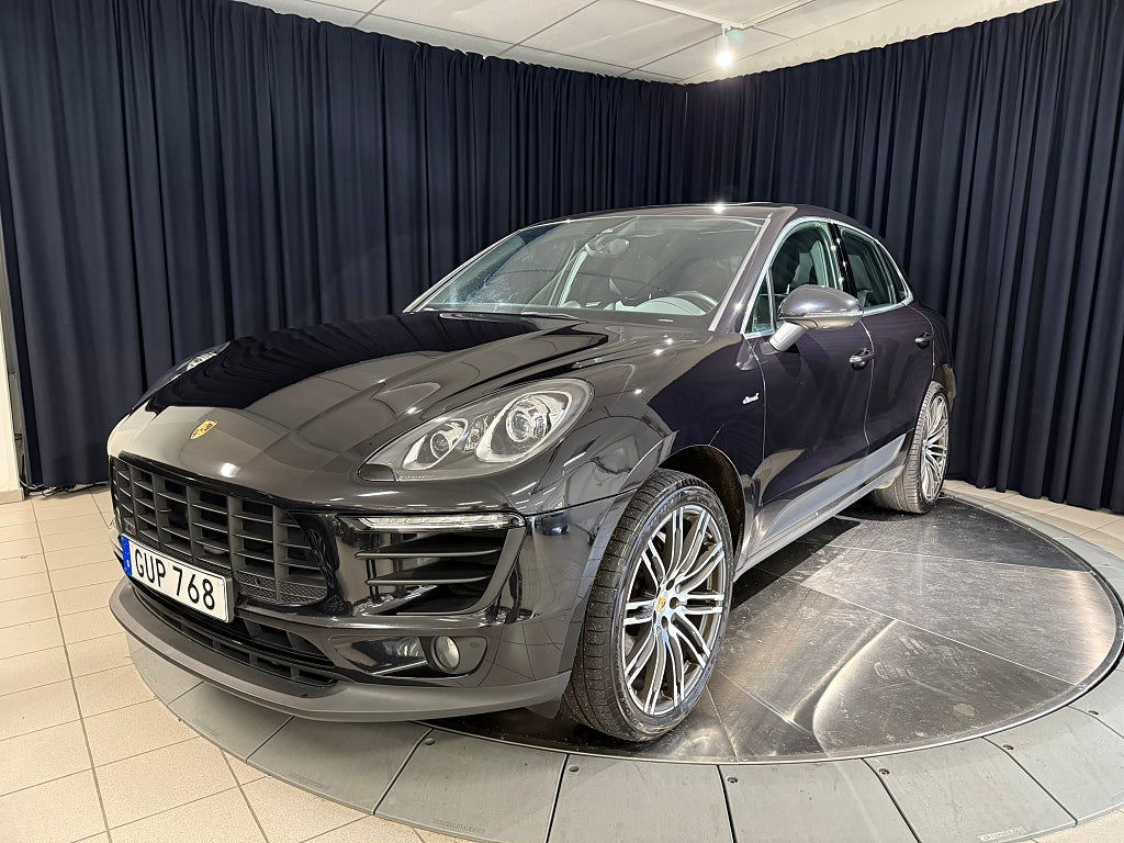 Porsche Macan S Diesel PDK Sport Chrono Drag Pano Värmare