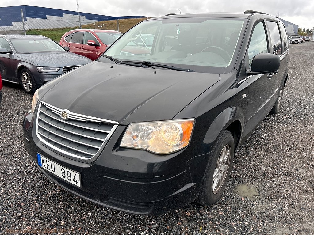 Chrysler Grand Voyager 3.8 V6 AUT/7 SITS/ EN BRUKARE SEN NY!