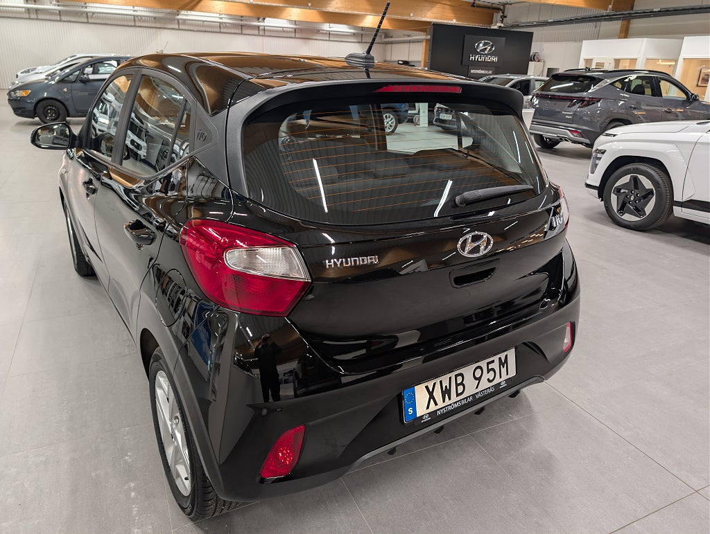 Hyundai i10 1.0 Essential Carplay/15" fälgar thumbnail