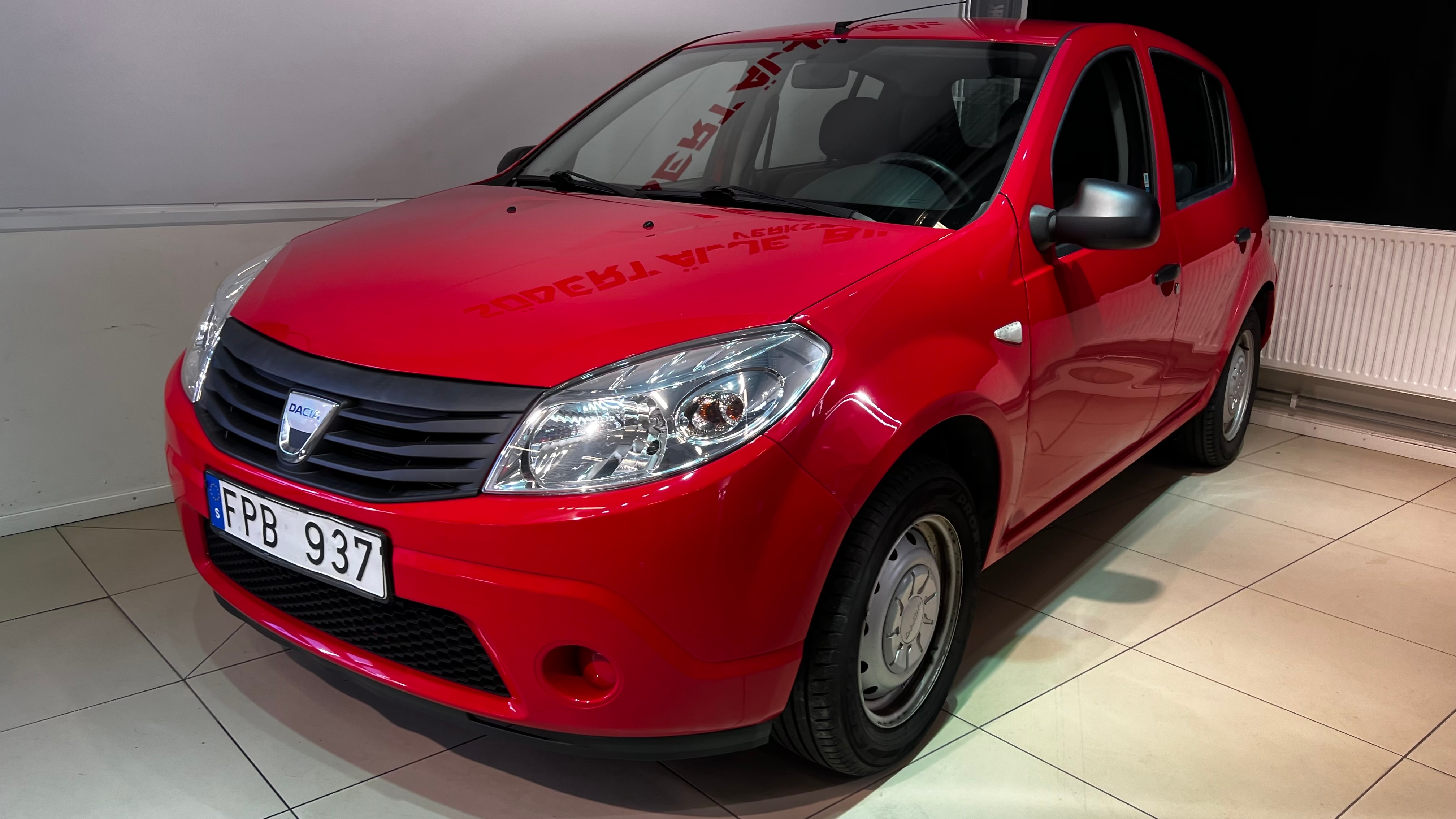 Dacia Sandero 2010, bild 3/36