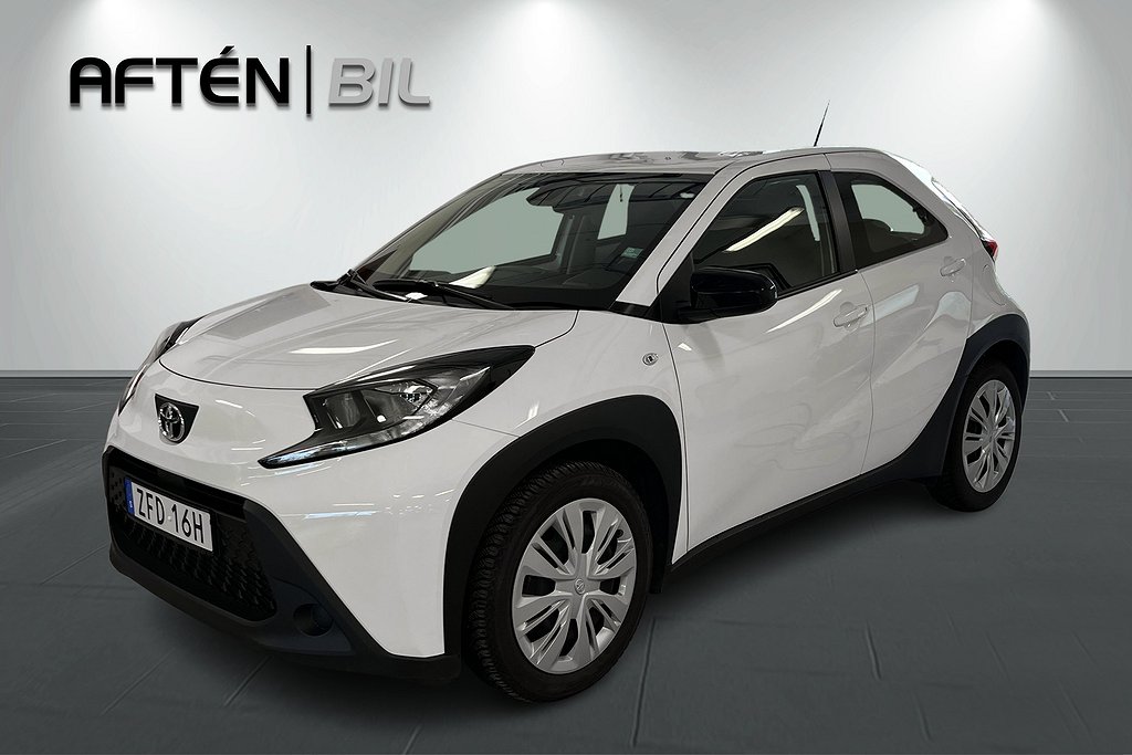 Toyota Aygo X 1.0 VVT-i Manuell, 72hk Backkamera Farthållare