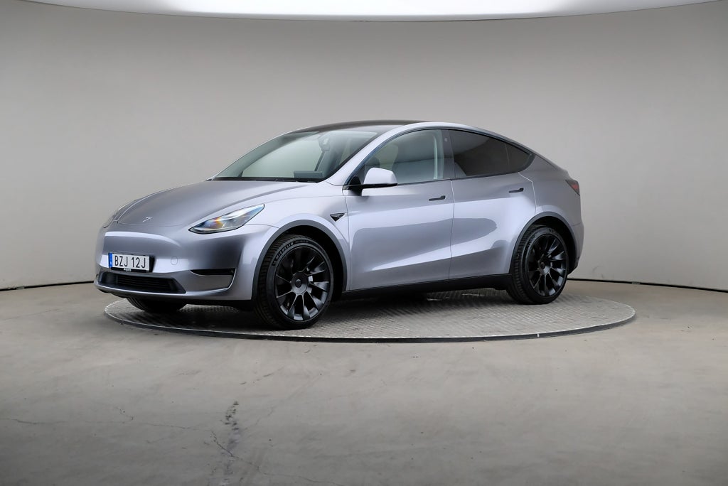 Tesla Model Y Long Range AWD 514hk Drag Läder Pano