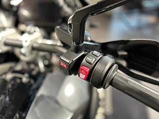 BMW R1250GS / 3,45% ränta/Triple Black / 3 väskor / Endast 1258 mil!