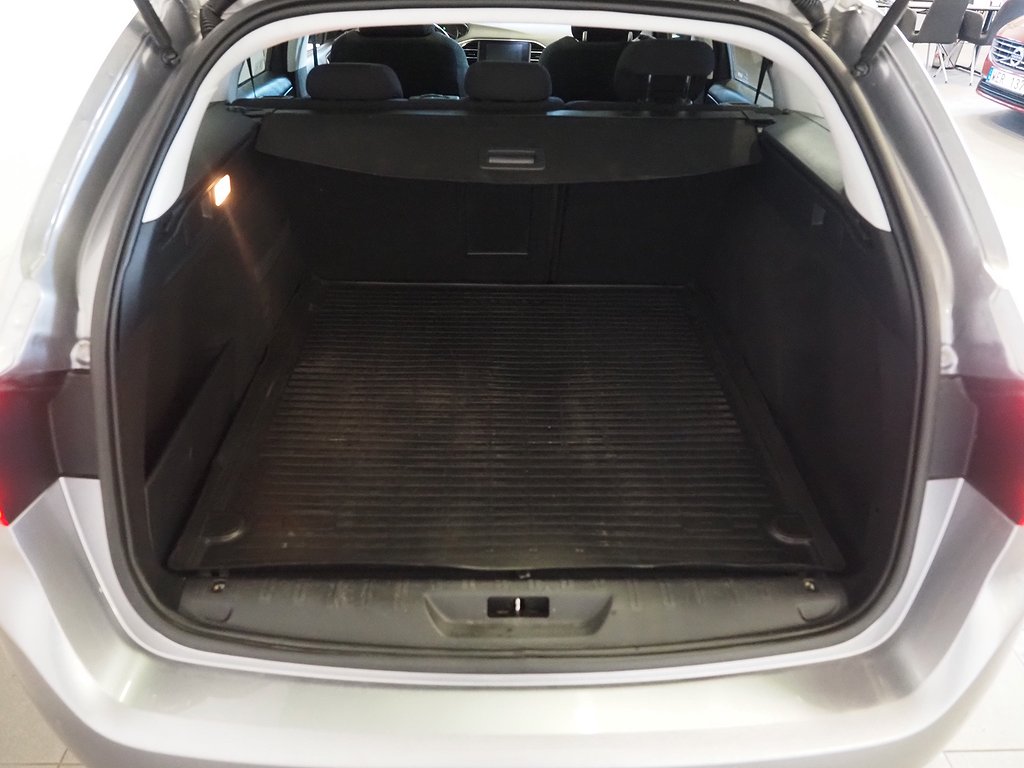 Peugeot 308 SW 1.6 Automat 120hk EAT Allure Pano Navi Drag 2015