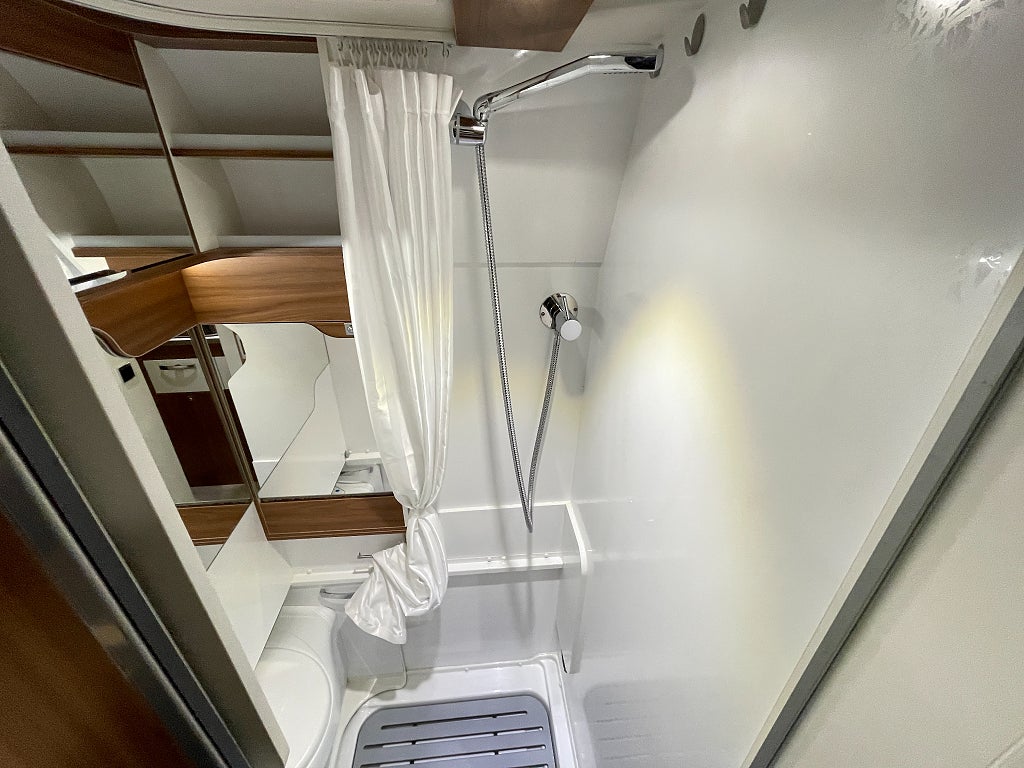 Pilote V 600 G /Solcell/Automat 150hk/Ugn/Under 6m - Pilote