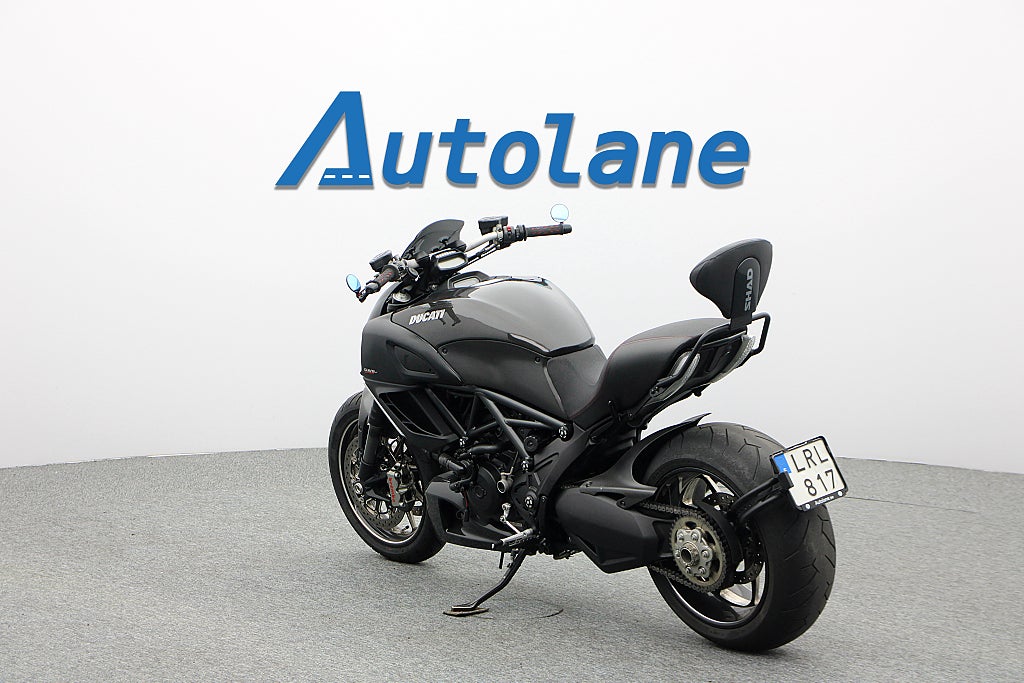 Ducati Diavel Carbon *SC-project