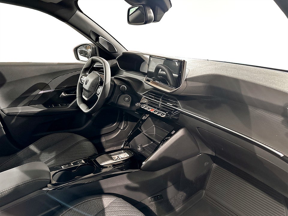 Bild på Peugeot 2008 Allure Hybrid 145hk Aut - PRIVATLEASING INK VINTERHJUL