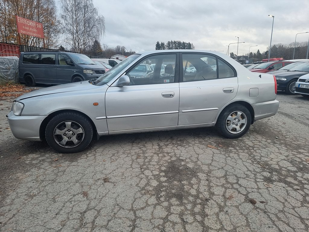 Hyundai Accent Sedan 1.5