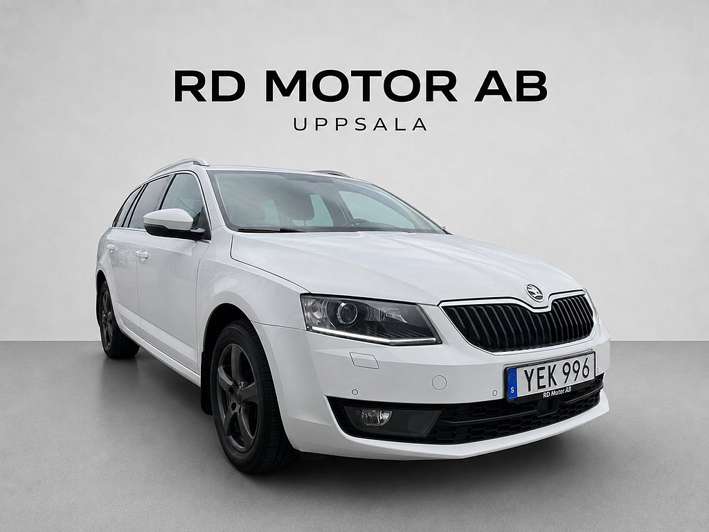 Skoda Octavia Kombi 2.0 TDI 4x4 Värmare Canton Kamera CarPlay Drag