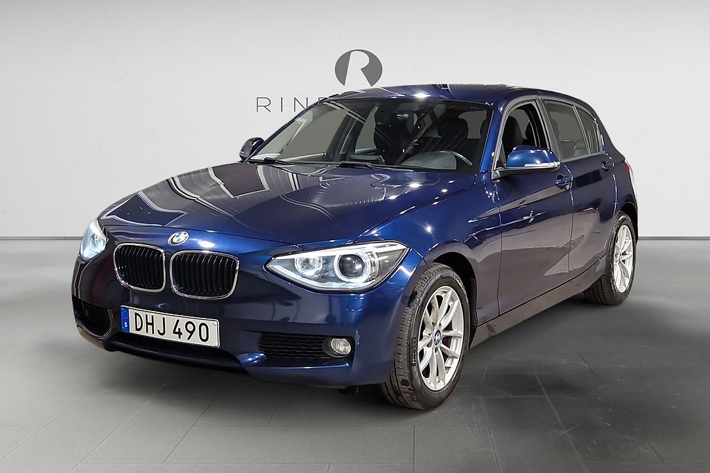 BMW 118 d 143 HK PDC FARTHÅLLARE 0.36L/MIL 6600MIL 1ÄGARE